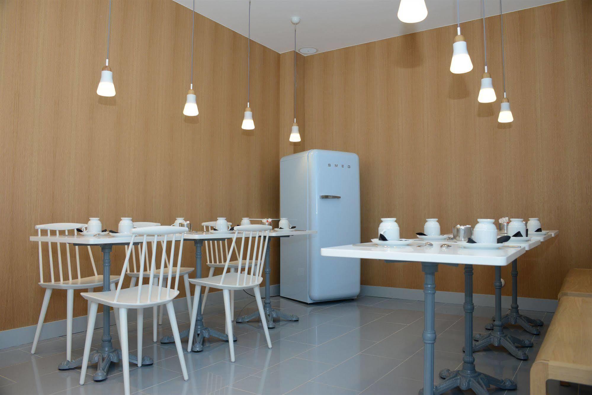 Hotel Le Lapin Blanc Paris Ngoại thất bức ảnh