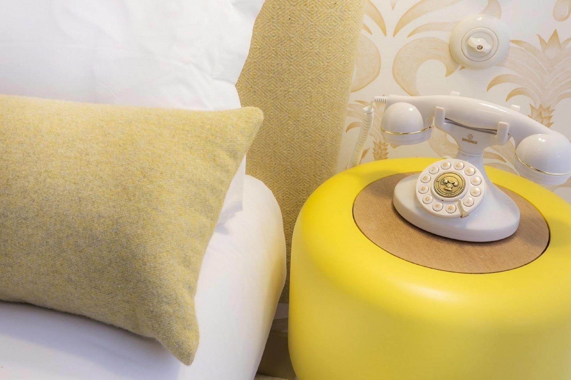 Hotel Le Lapin Blanc Paris Ngoại thất bức ảnh